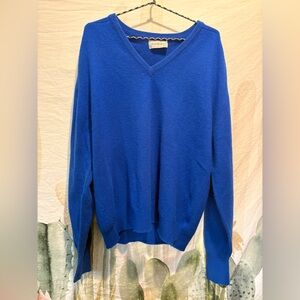 Vintage Saks Fifth Avenue Cashmere Sweater 🌵see pics